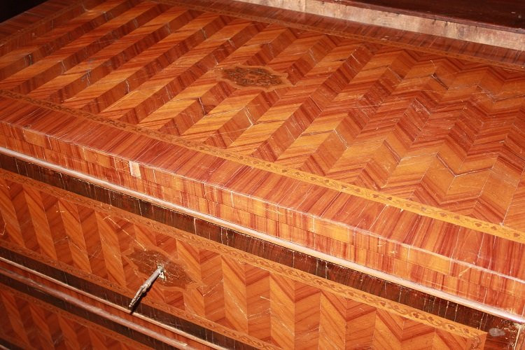 Magnifico cassettone italiano Piemontese della seconda metà del 1700, stile Luigi XVI, in legno-photo-3