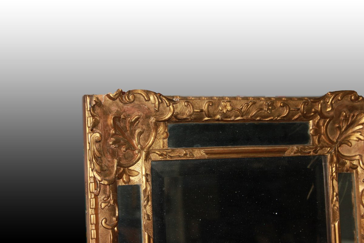 Bellissima graziosa piccola specchiera francese di metà del 1800, stile Luigi XVI, in legno dor-photo-2