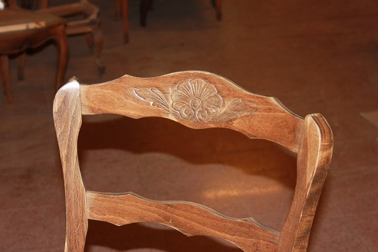 Gruppo di 18 sedie francesi di fine 1800, stile Provenzale, in legno di noce-photo-4