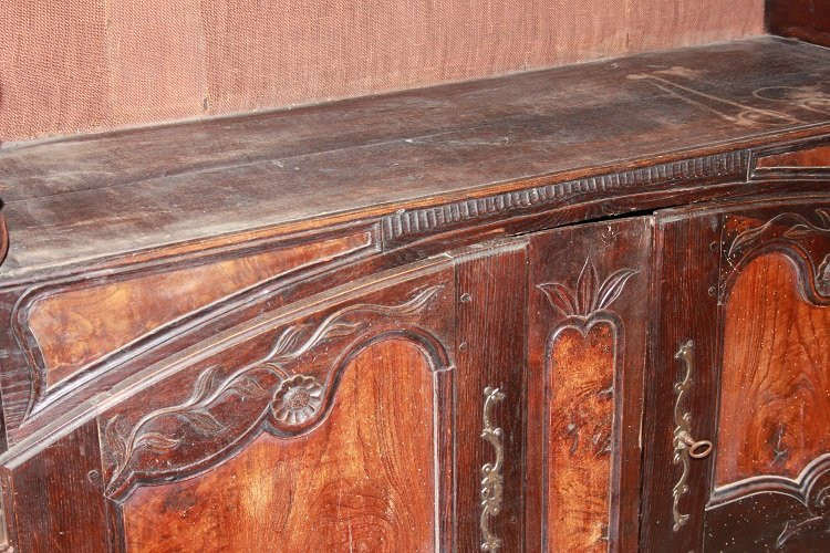 Credenza francese della seconda metà 1700, stile Provenzale, in legno di noce e radica di noce.-photo-2