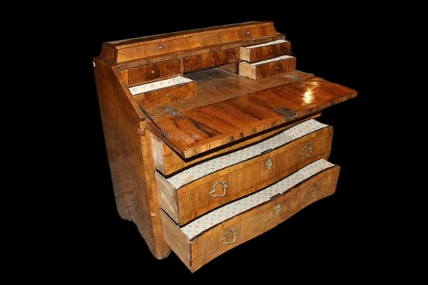 Ribalta italiana di metà 1700, stile Luigi XV, in legno di noce e radica di noce-photo-5