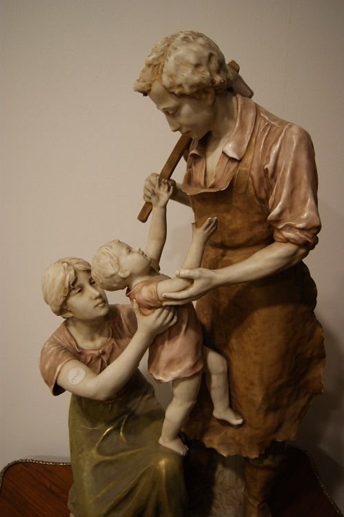 Scultura in porcellana biscuit di fine 1800 Royal manifattura Dux Bohemia intitolata Pax et Lab-photo-2
