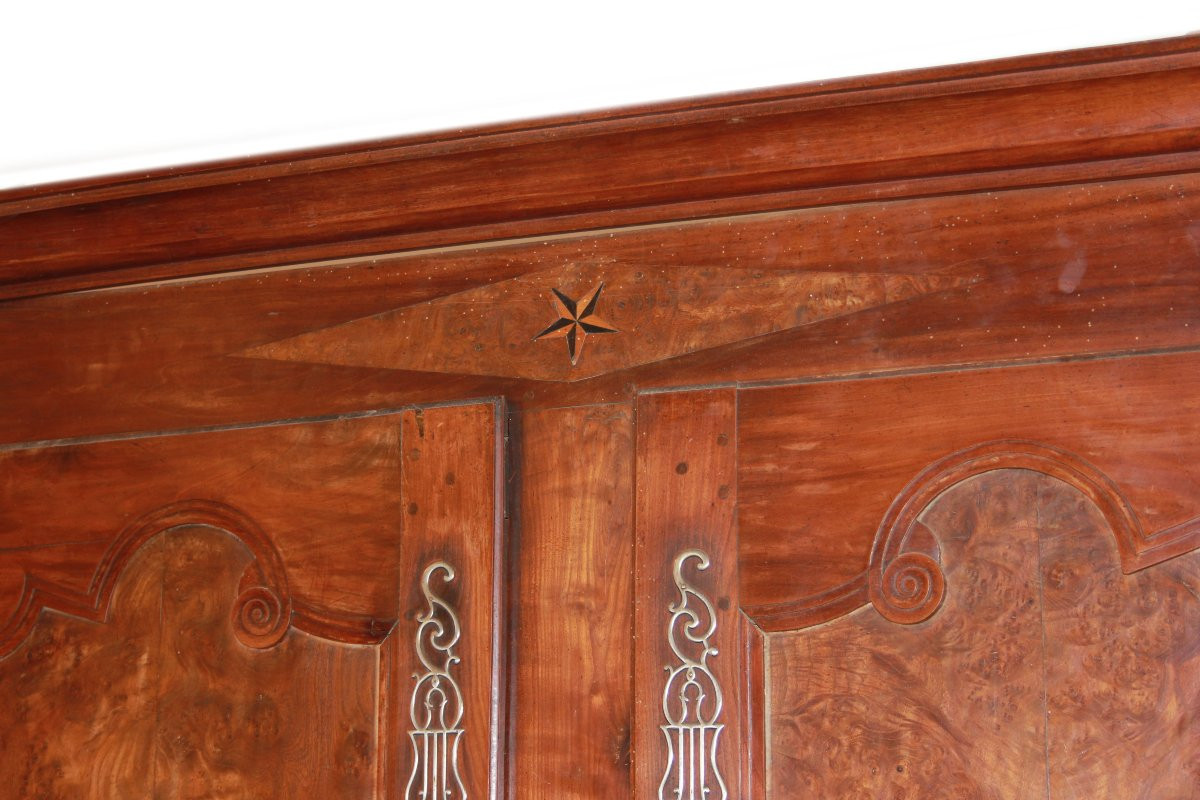Grande stipo credenza dispensa francese di inizio 1800, stile Provenzale, in legno di ciliegio -photo-2