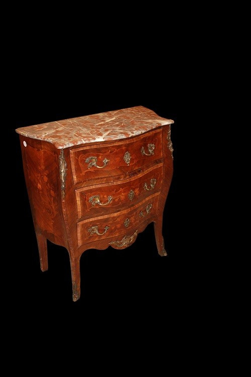 Comoncino panciuto francese della seconda metà del 1800, stile Luigi XV,