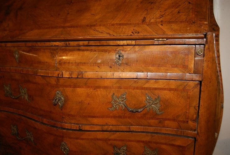 Trumeau italiano di inizio 1700, stile Luigi XV, in legno di noce-photo-5