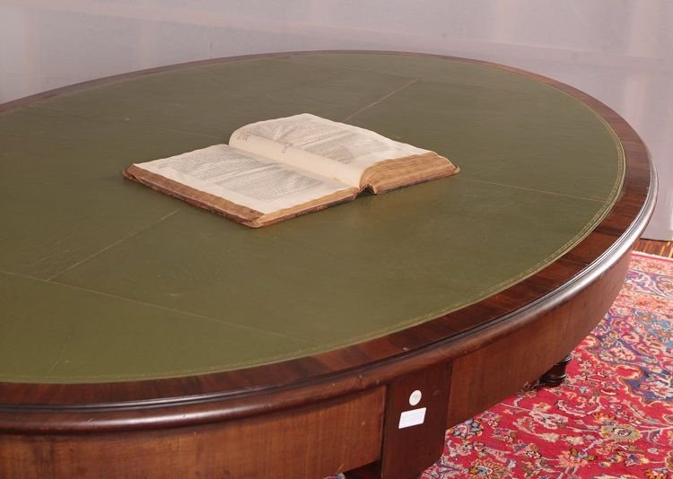 Scrivania ovale, inglese della metà del 1800 stile Vittoriano, in legno di mogano-photo-1