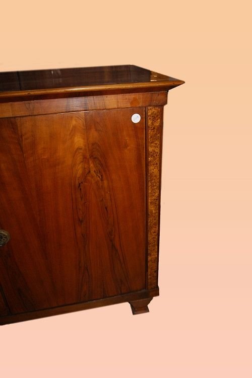 Credenza 3 porte Austriaca della prima metà del 1800, stile Biedermeier, in legno di noce-photo-1
