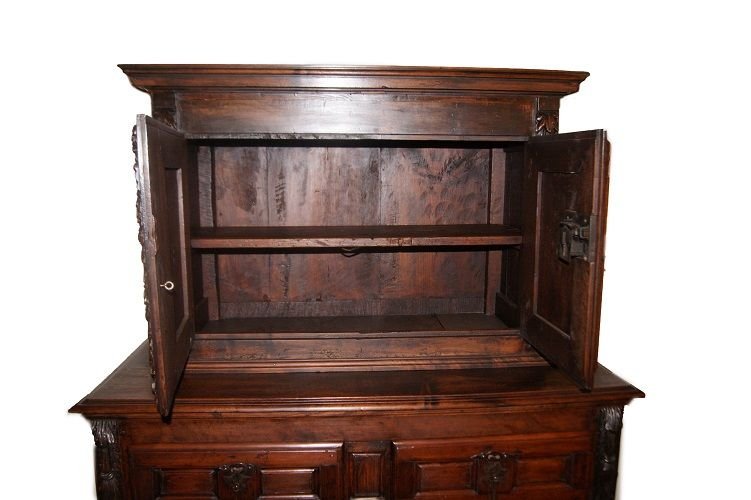 Credenza doppio corpo italiana di fine 1500, Rinascimento, in legno di noce e quercia-photo-5