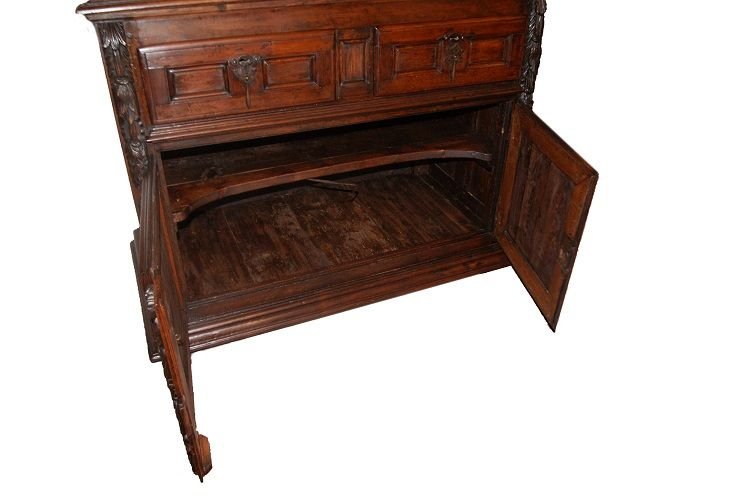 Credenza doppio corpo italiana di fine 1500, Rinascimento, in legno di noce e quercia-photo-6