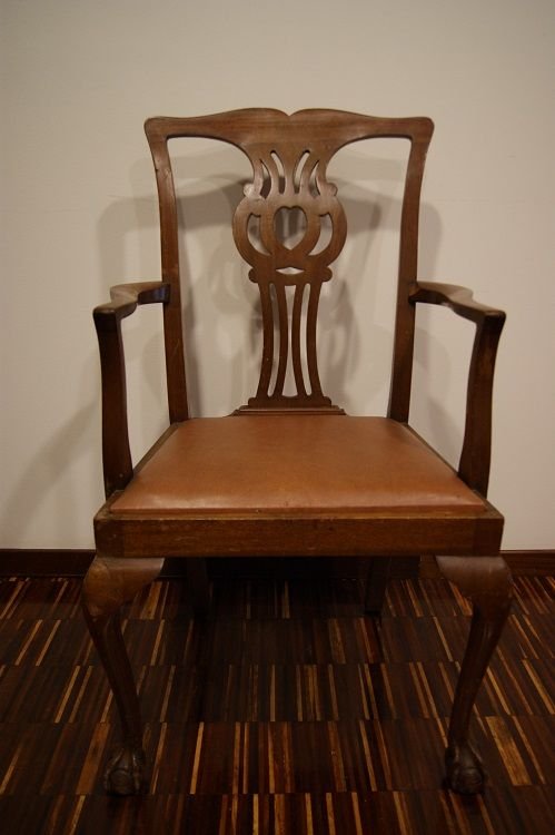 Gruppo di 2 capotavola inglesi di inizio 1900 stile Chippendale in legno di mogano con seduta-photo-3