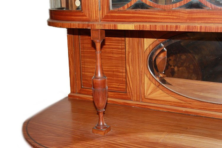 Grande bellissima credenza inglese della seconda metà 1800, stile Sheraton, in legno satinwood.-photo-1