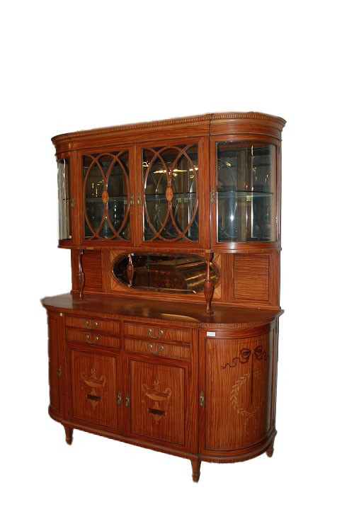 Grande bellissima credenza inglese della seconda metà 1800, stile Sheraton, in legno satinwood.