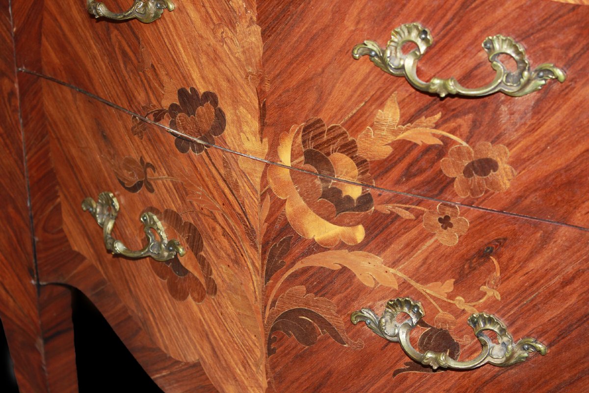 Comoncino francese di fine 1800 inizio 1900, stile Luigi XV, in legno di bois de rose-photo-1