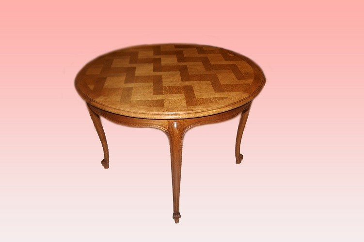 Tavolo circolare allungabile francese di fine 1800 inizio 1900, stile Provenzale, in legno