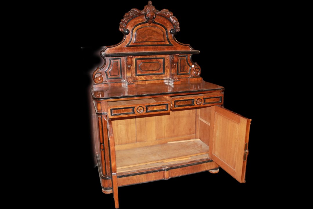 Credenza piattaia francese di metà 1800, stile Luigi Filippo, in legno di noce fiammato-photo-3