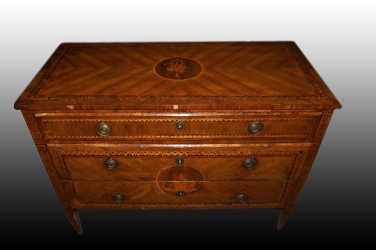 Straordinario capolavoro di ebanisteria italiano del 1700-photo-3