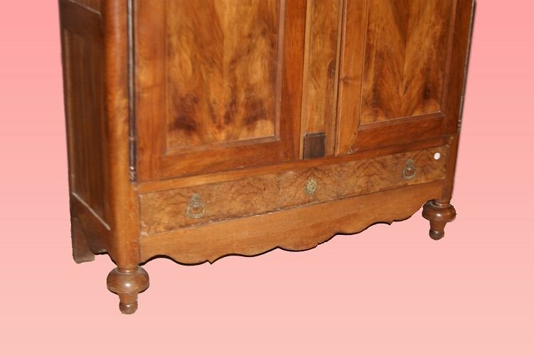 Armadio francese della seconda metà del 1700, stile Luigi Filippo, in legno di noce-photo-3