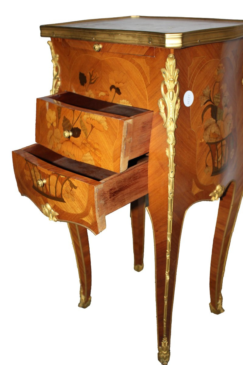 Mobiletto Comodino Francese Stile Luigi XV da Centro-photo-1