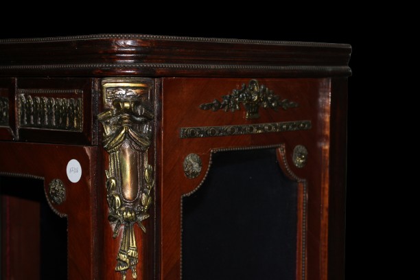 Vetrina Luigi XV Francia 1800-photo-1