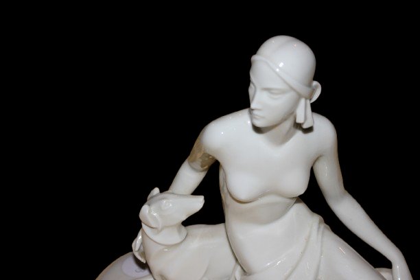 Statuina tedesca Rosenthal in porcellana bianca – Inizio ’900, donna con levriero-photo-3