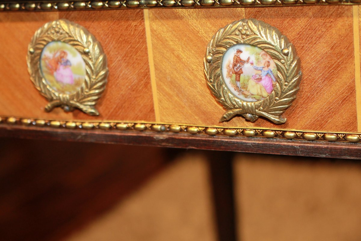 Tavolino Basso da Salotto Francese del XX secolo stile Luigi XVI-photo-2