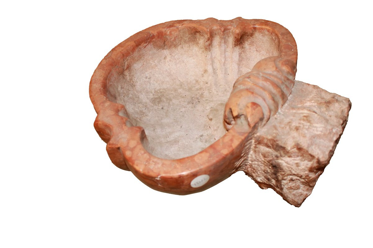 Acquasantiera del 1800 in Marmo Rosso Verona-photo-2