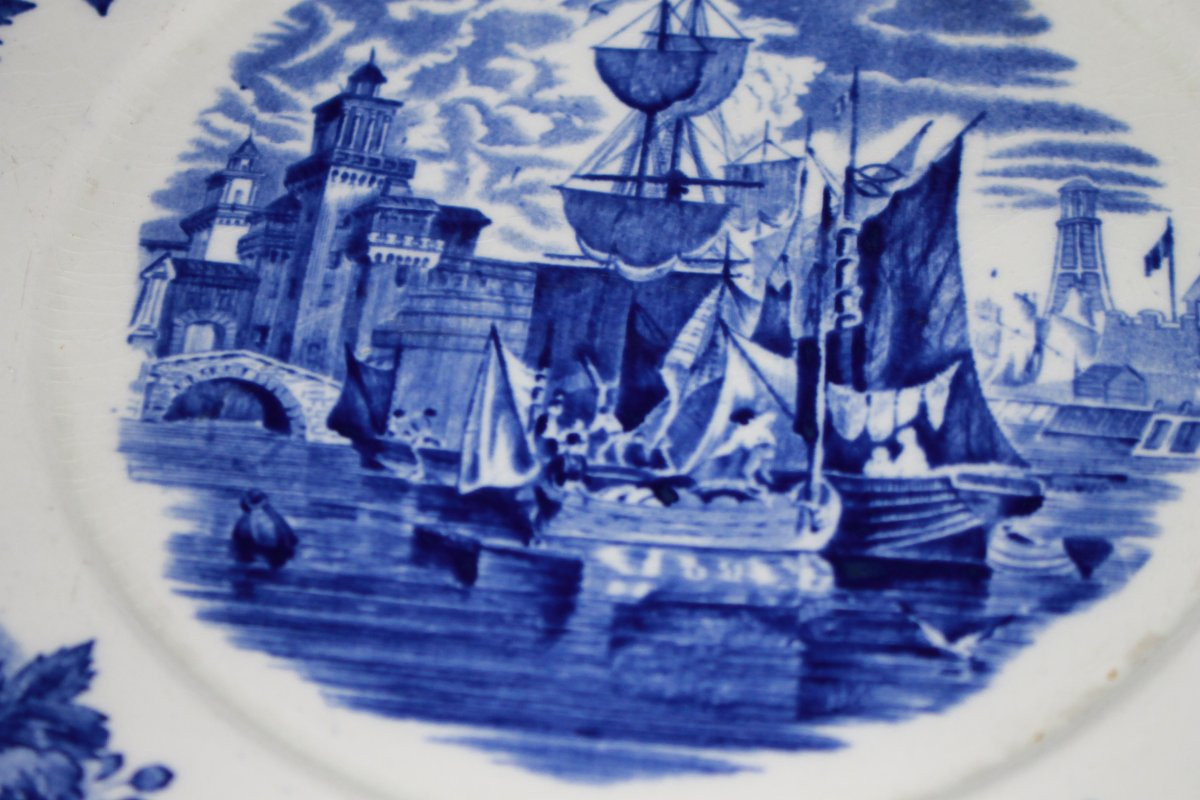 Piatto inglese In Porcellana Bianca e Blu raffigurante Ferrara-photo-2