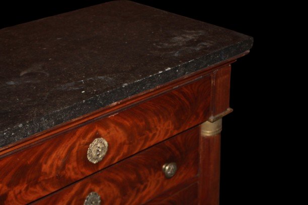 Piccolo Cassettone Francese Stile Impero in Mogano con Marmo Nero XIX secolo-photo-2