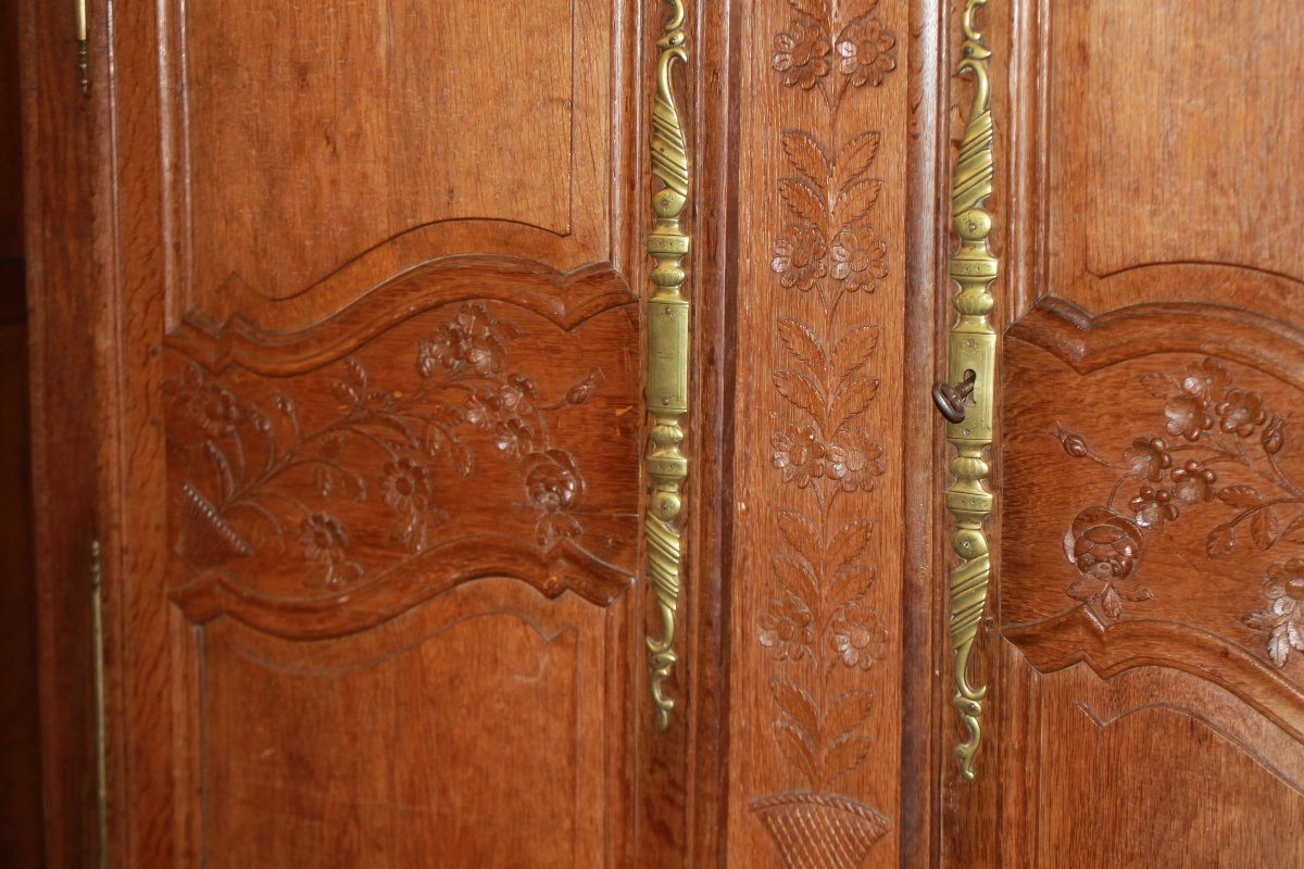 Armadio Francese Stile Provenzale con Intagli in Rovere Miele-photo-3