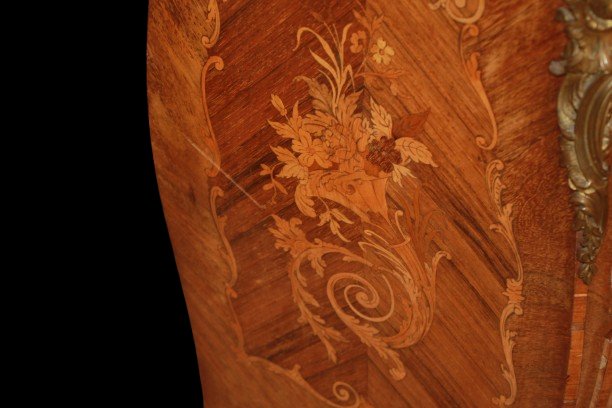 Cassettone Francese Stile Luigi XV Riccamente Intarsiato XIX secolo-photo-1