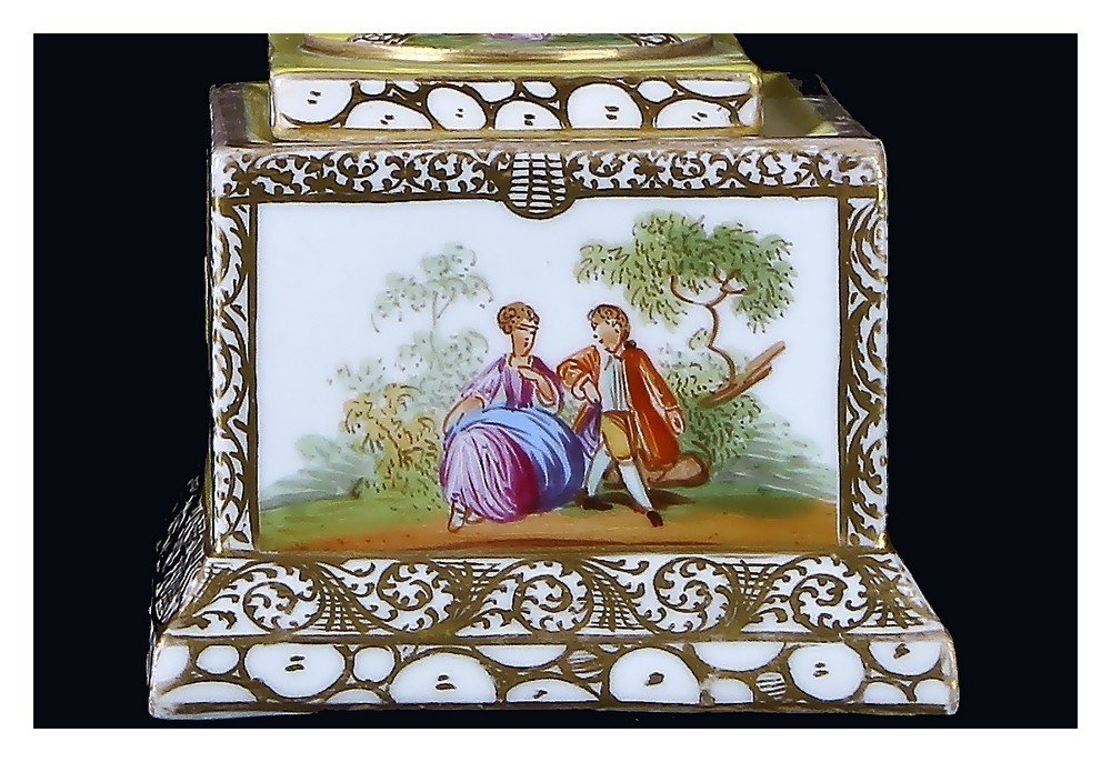  Paire De Petits Vases Amphores En Porcelaine Avec Couvercle, Manufacture De Dresde 1800-photo-4