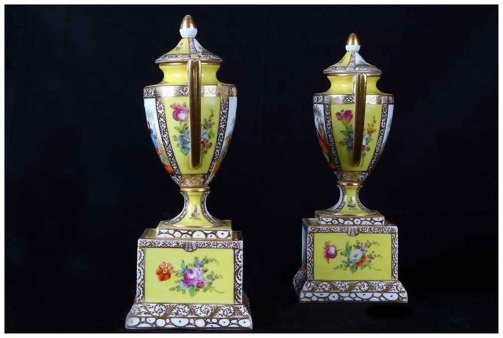  Paire De Petits Vases Amphores En Porcelaine Avec Couvercle, Manufacture De Dresde 1800-photo-2