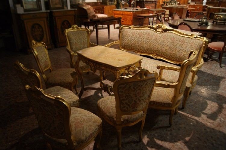 Salon Français 10 Pièces De Style Louis XV 1800 En Bois Doré à La Feuille d'Or avec fauteuils et canapé-photo-1