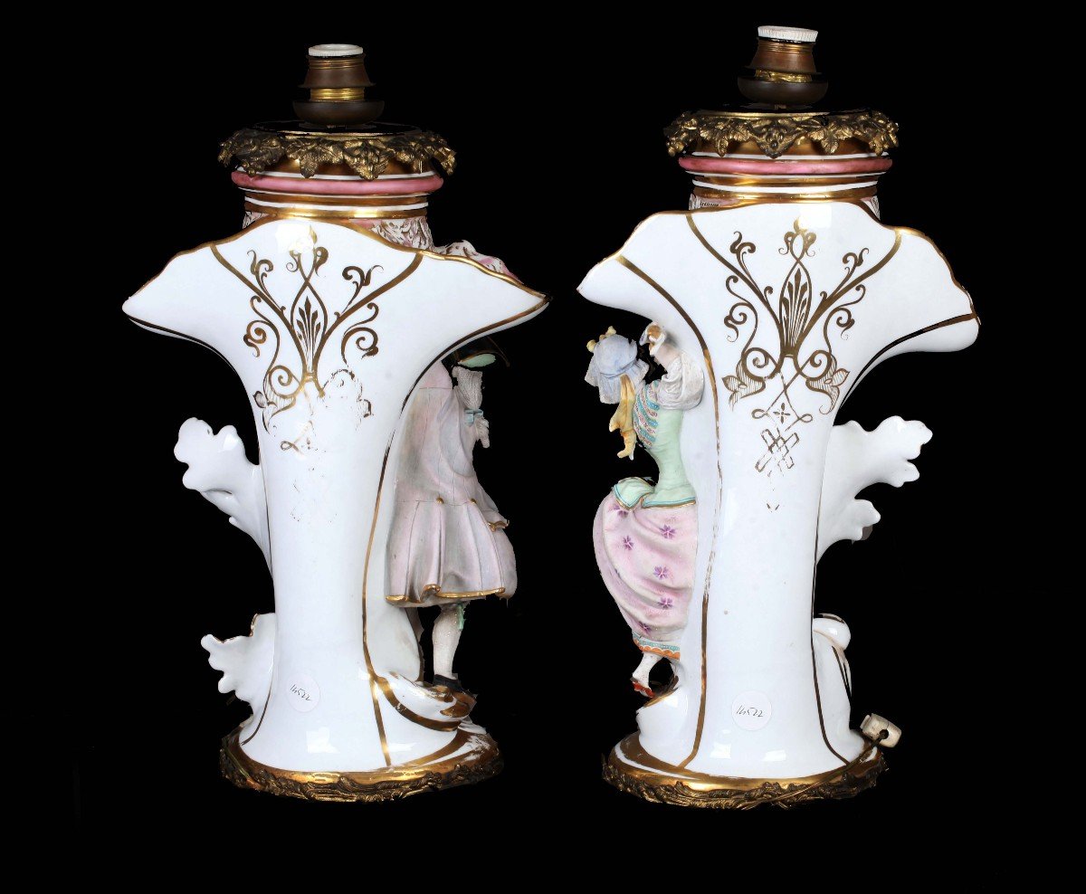 Paire De Lampes En Porcelaine Du Vieux Paris Des Années 1800 Aux Personnages Nobles-photo-4