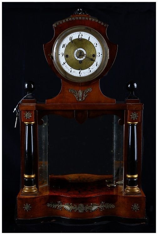 Horloge Autrichienne De Style Biedermeier En Acajou Du Début Des Années 1800