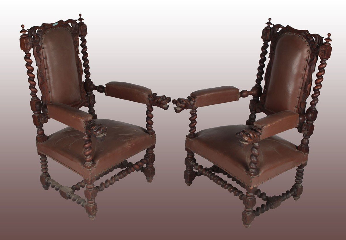  Paire De Somptueux Fauteuils Italiens Du Début Des Années 1800 De Style Renaissance