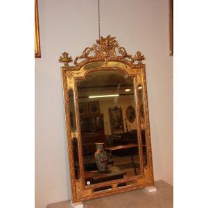 Specchiera francese di metà 1800, stile Luigi XV, in legno dorato foglia oro