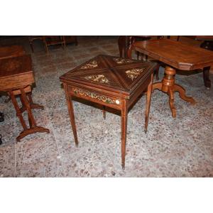 Tavolino a fazzoletto da gioco, inglese della seconda metà del 1800 stile Vittoriano