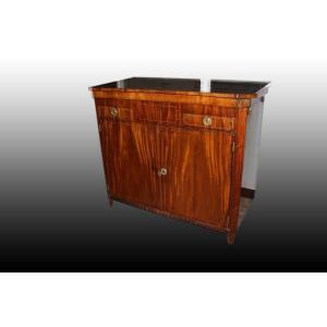 Credenza piattaia olandese di fine 1700 inizio 1800, stile Luigi XVI, in legno di mogano e pium