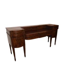 Bellissima grande credenza sideboard inglese di metà 1800, stile Vittoriano, in legno di mogano