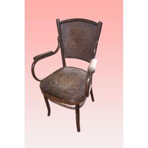 Poltrona Thonet Nord Europa di inizio 1900 in legno di faggio tinto noce curvato