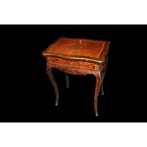 Toilette francese della prima metà del 1800, stile Luigi XV, in legno di bois de violette