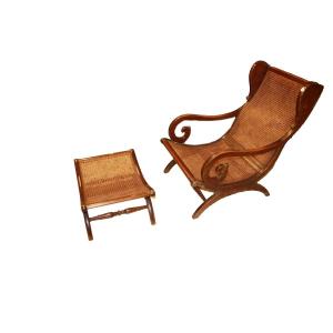 Poltrona con Poggiapiedi Francese di inizio 1900 Liberty