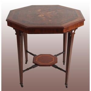 Tavolino ottagonale in noce con intarsi del 1800