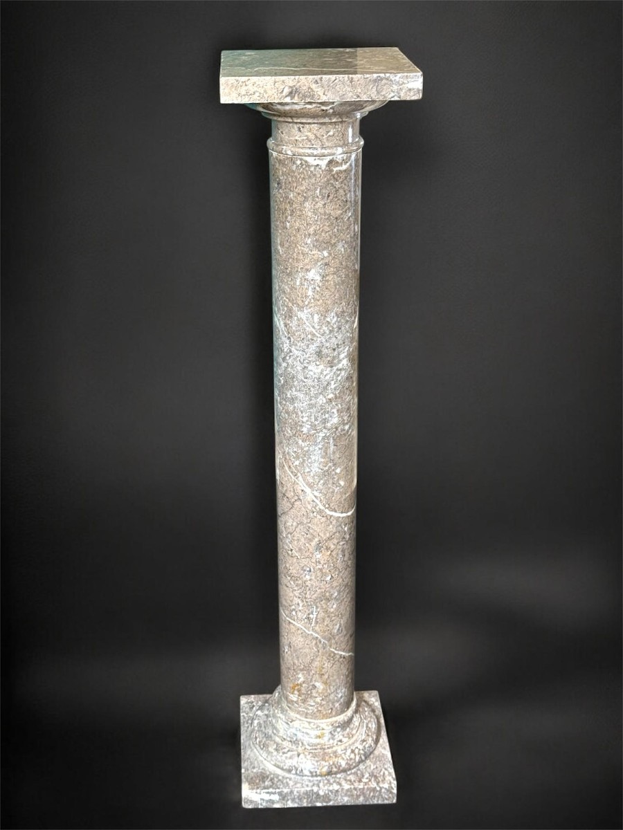 Colonna in Marmo