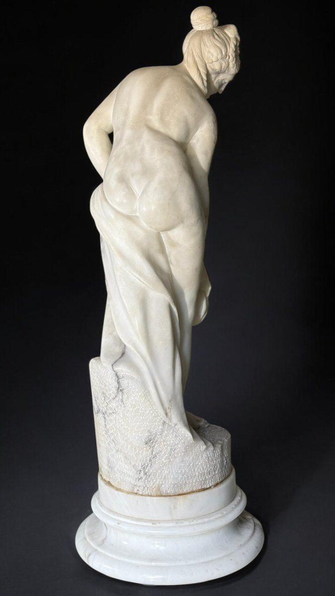 Statua raffigurante una fanciulla nuda (Baigneuse) , Allegrain, Marmo Carrara -photo-4