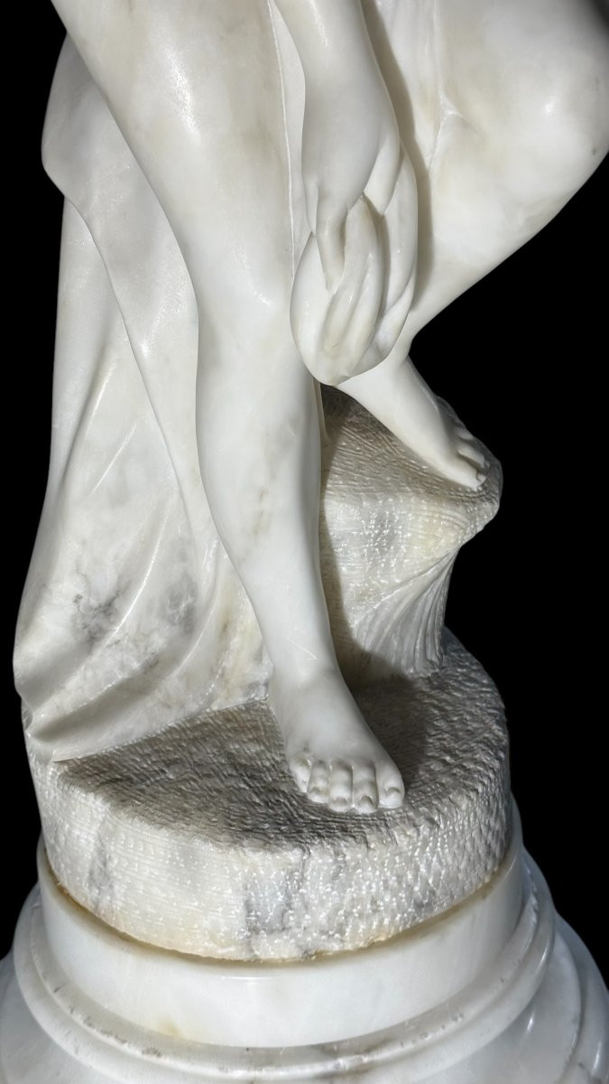 Statua raffigurante una fanciulla nuda (Baigneuse) , Allegrain, Marmo Carrara -photo-1