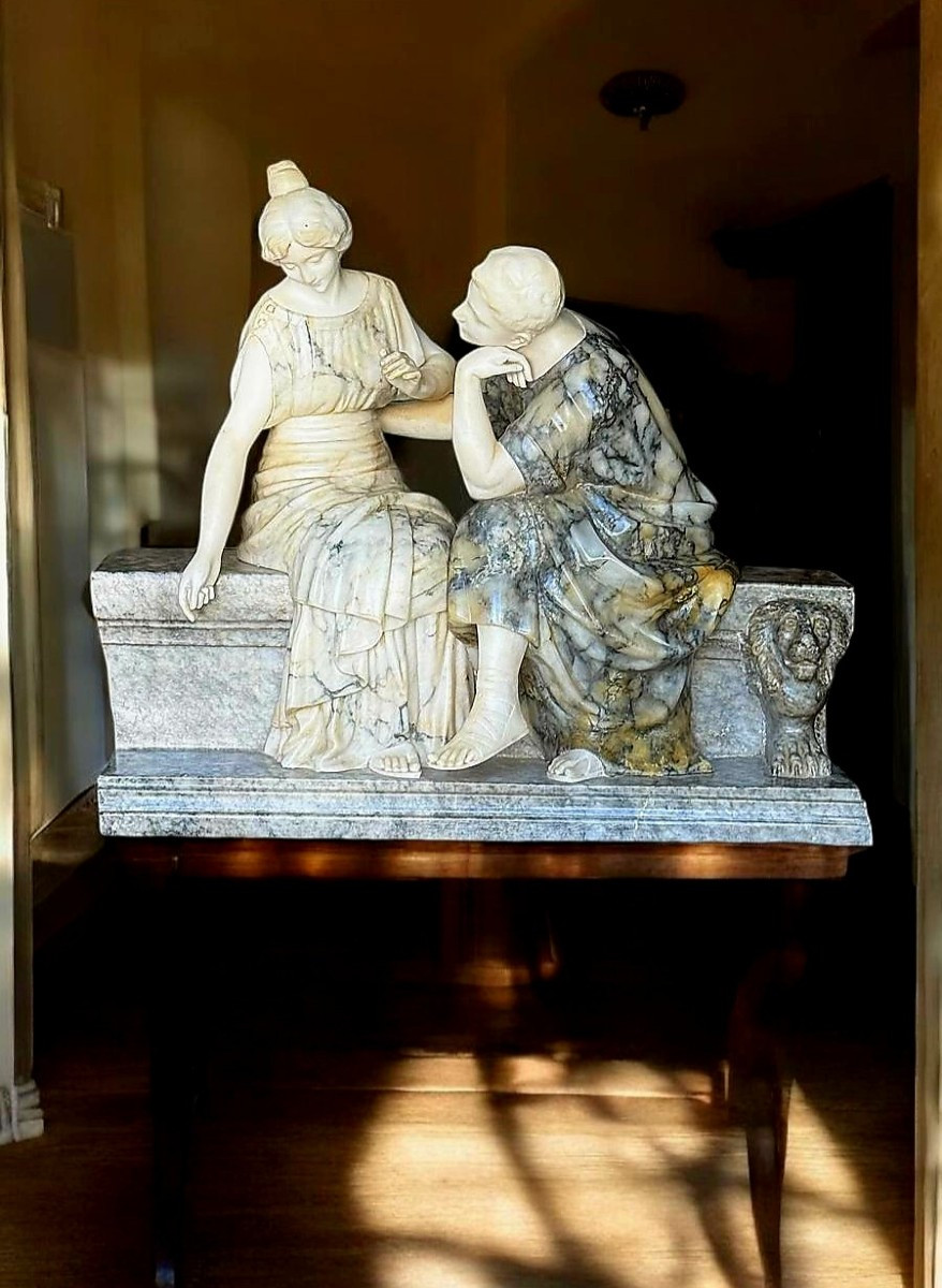 Statua raffigurante due Fanciulli innamorati in Marmo Carrara , Pugi (1850)