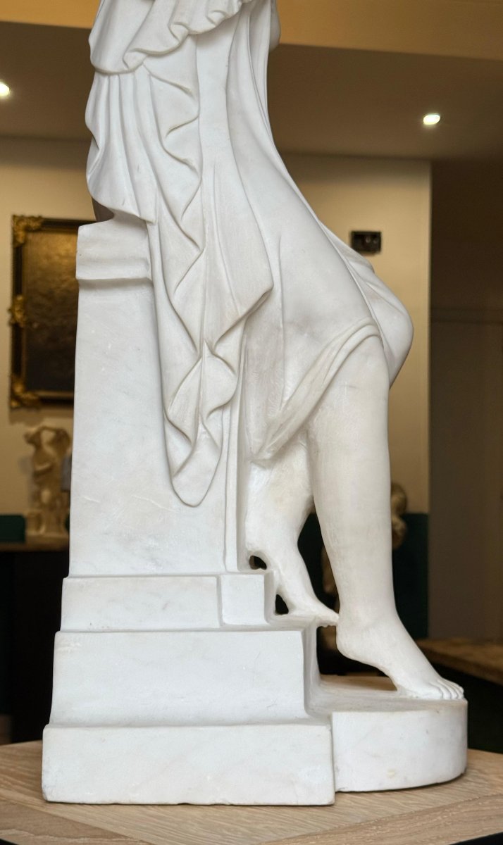 Statua raffigurante Fanciulla, Marmo Bianco statuario di Carrara-photo-6