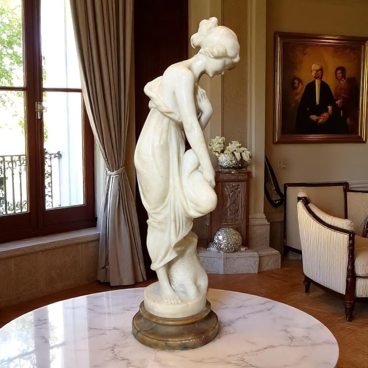 Statua fanciulla che gioca con Colombi in Marmo Bianco Statuario di Carrara -photo-4